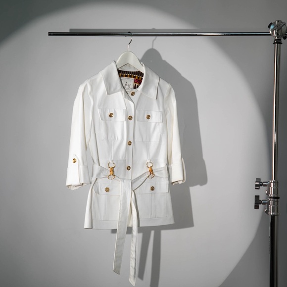 Milly of New York White Blazer w/ Bamboo & Gold Accents - Size 4 - Picture 1 of 9